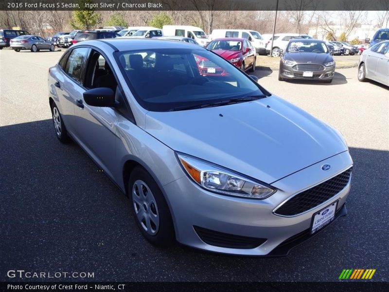 Ingot Silver / Charcoal Black 2016 Ford Focus S Sedan