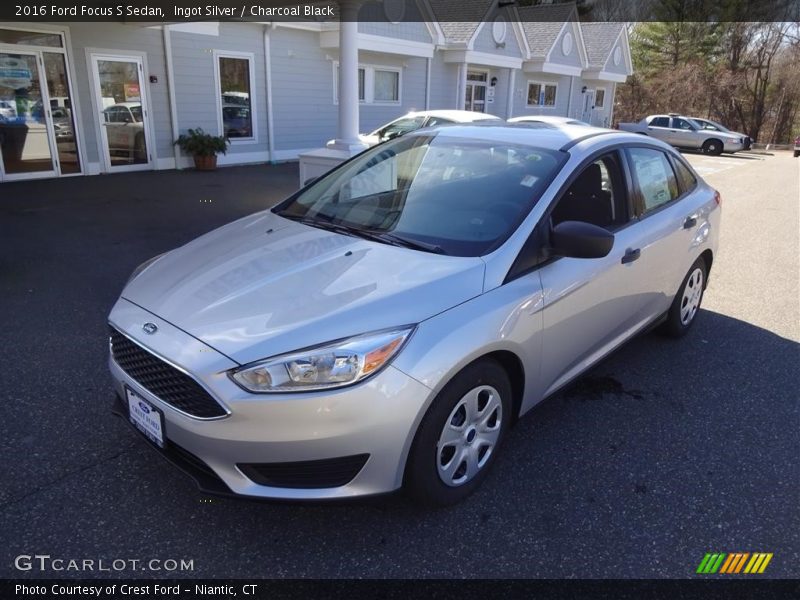 Ingot Silver / Charcoal Black 2016 Ford Focus S Sedan