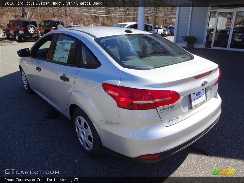 Ingot Silver / Charcoal Black 2016 Ford Focus S Sedan