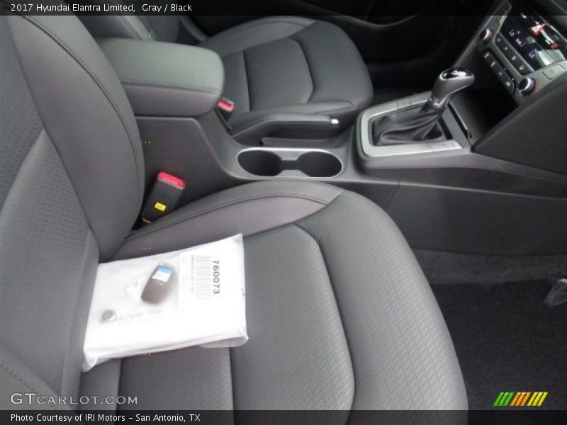 Gray / Black 2017 Hyundai Elantra Limited