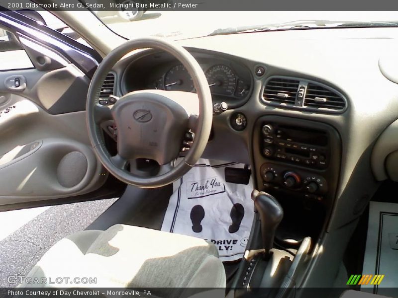 Midnight Blue Metallic / Pewter 2001 Oldsmobile Alero GL Sedan