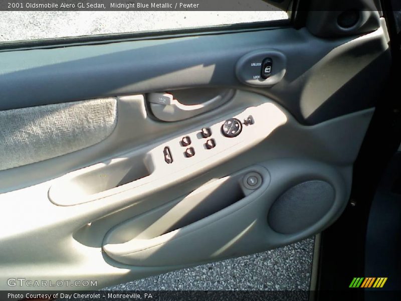 Midnight Blue Metallic / Pewter 2001 Oldsmobile Alero GL Sedan
