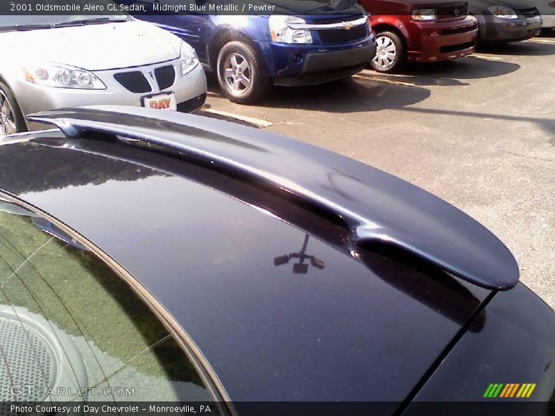 Midnight Blue Metallic / Pewter 2001 Oldsmobile Alero GL Sedan