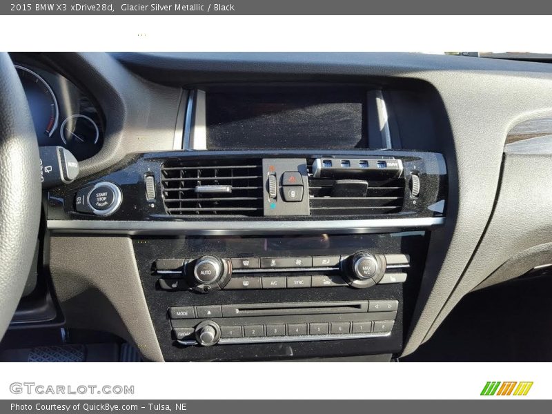 Glacier Silver Metallic / Black 2015 BMW X3 xDrive28d