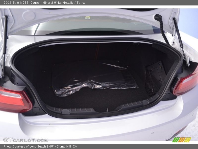 Mineral White Metallic / Terra 2016 BMW M235i Coupe