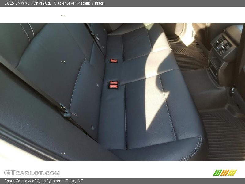 Glacier Silver Metallic / Black 2015 BMW X3 xDrive28d