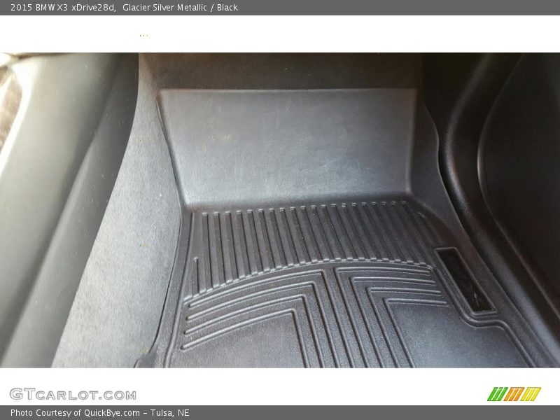 Glacier Silver Metallic / Black 2015 BMW X3 xDrive28d