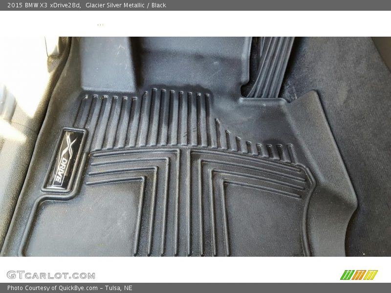 Glacier Silver Metallic / Black 2015 BMW X3 xDrive28d