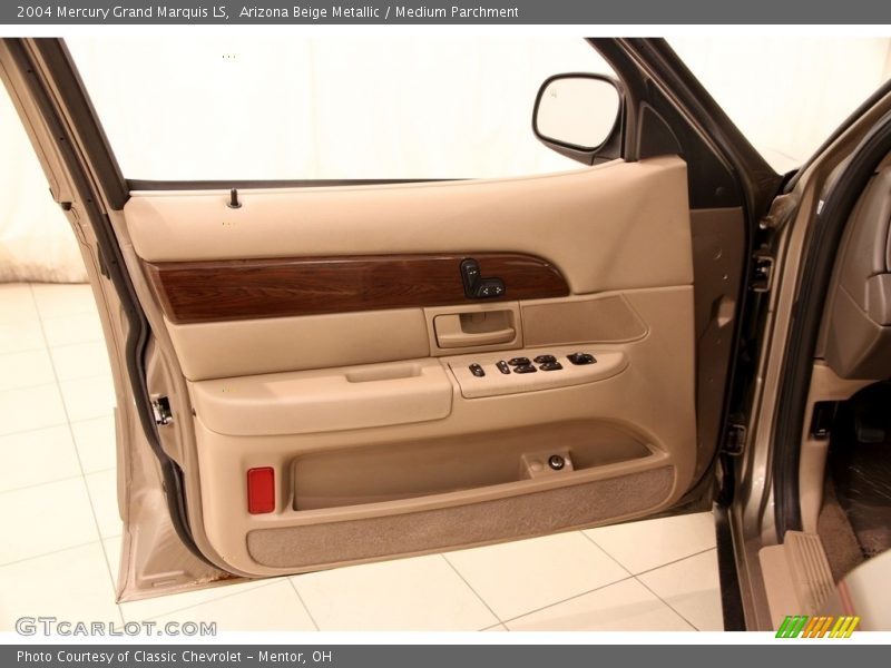 Arizona Beige Metallic / Medium Parchment 2004 Mercury Grand Marquis LS