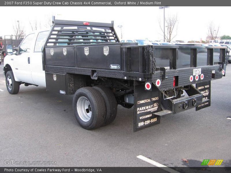 Oxford White / Medium Flint 2007 Ford F350 Super Duty Crew Cab Chassis 4x4 Commercial