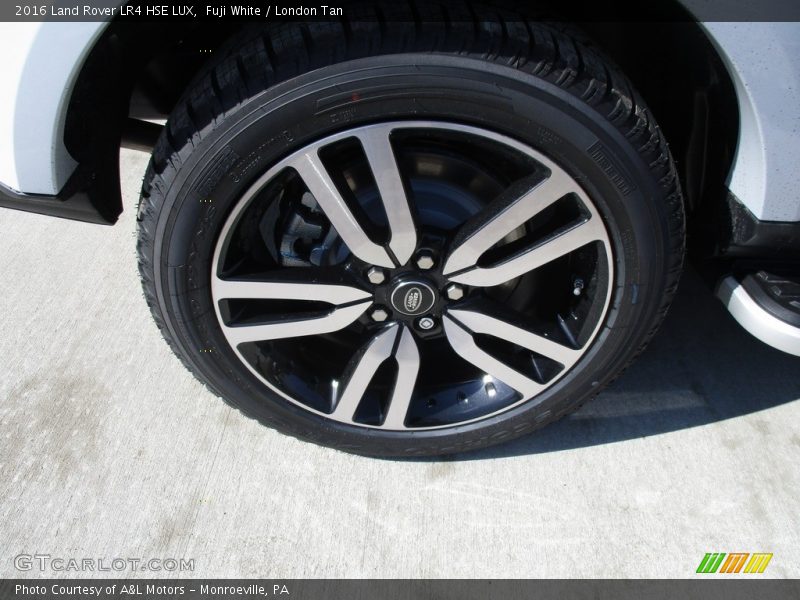 Fuji White / London Tan 2016 Land Rover LR4 HSE LUX