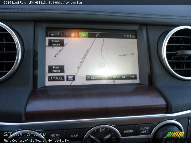 Fuji White / London Tan 2016 Land Rover LR4 HSE LUX