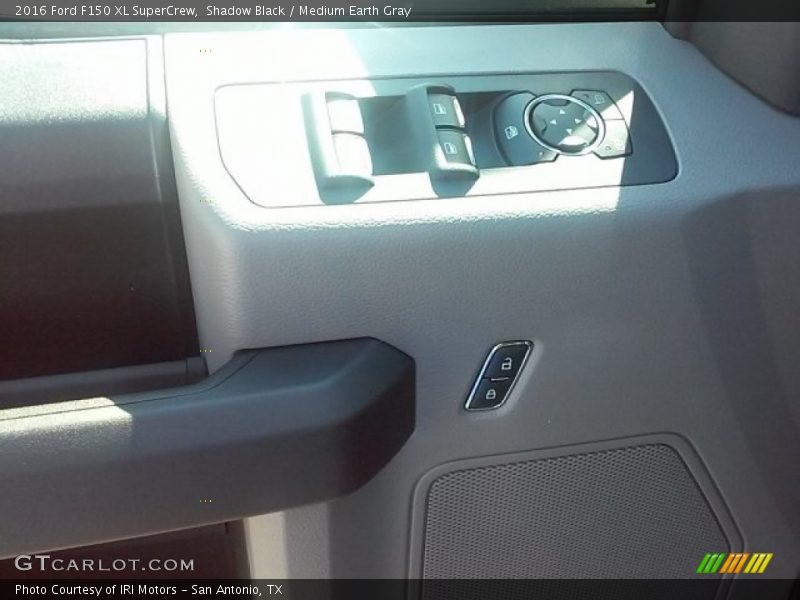 Shadow Black / Medium Earth Gray 2016 Ford F150 XL SuperCrew