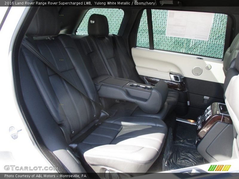 Yulong White Metallic / Ebony/Ivory 2016 Land Rover Range Rover Supercharged LWB