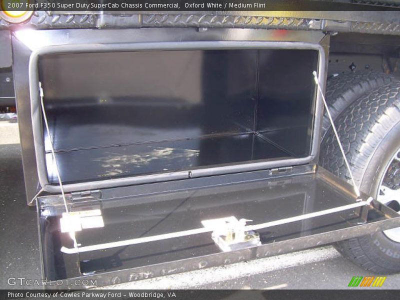 Oxford White / Medium Flint 2007 Ford F350 Super Duty SuperCab Chassis Commercial