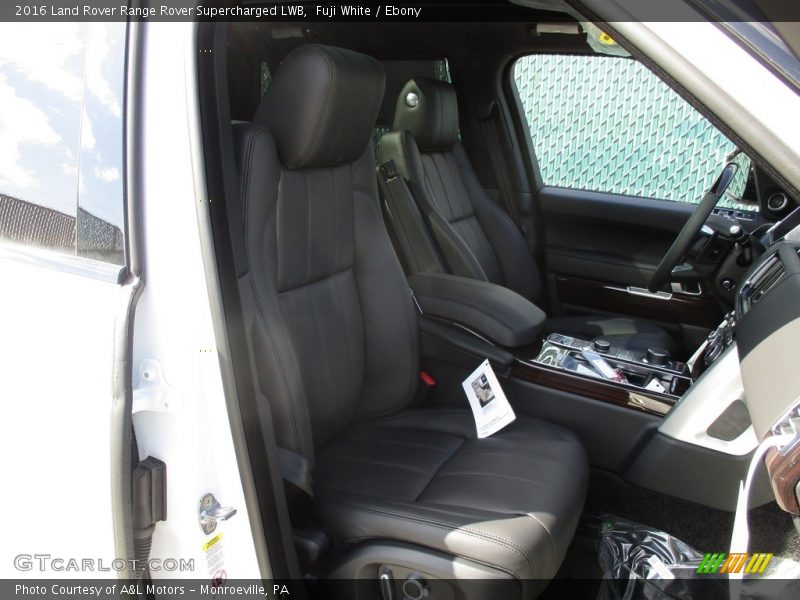 Fuji White / Ebony 2016 Land Rover Range Rover Supercharged LWB