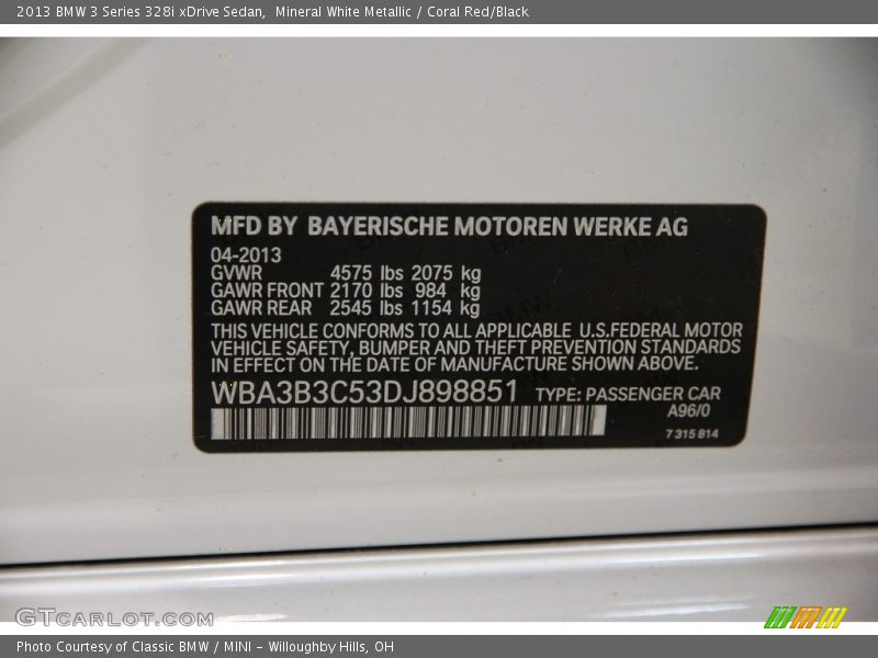 2013 3 Series 328i xDrive Sedan Mineral White Metallic Color Code A96