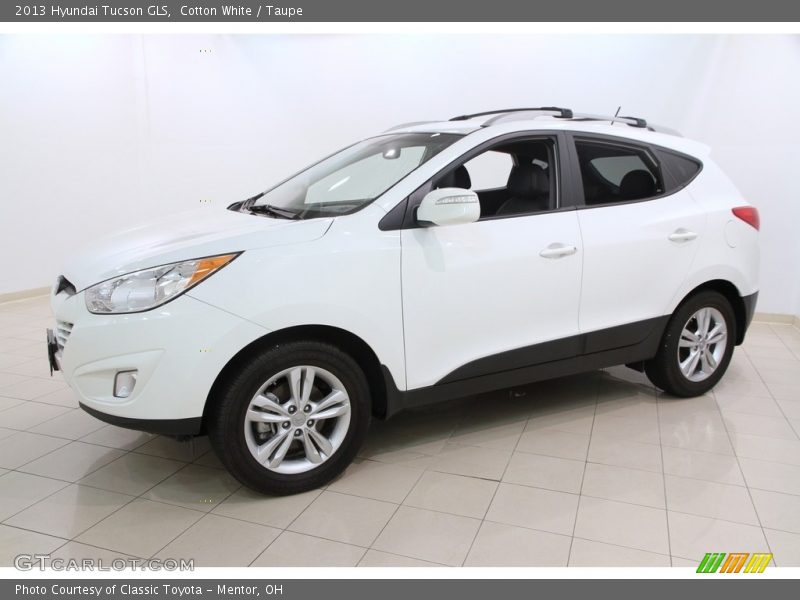 Cotton White / Taupe 2013 Hyundai Tucson GLS