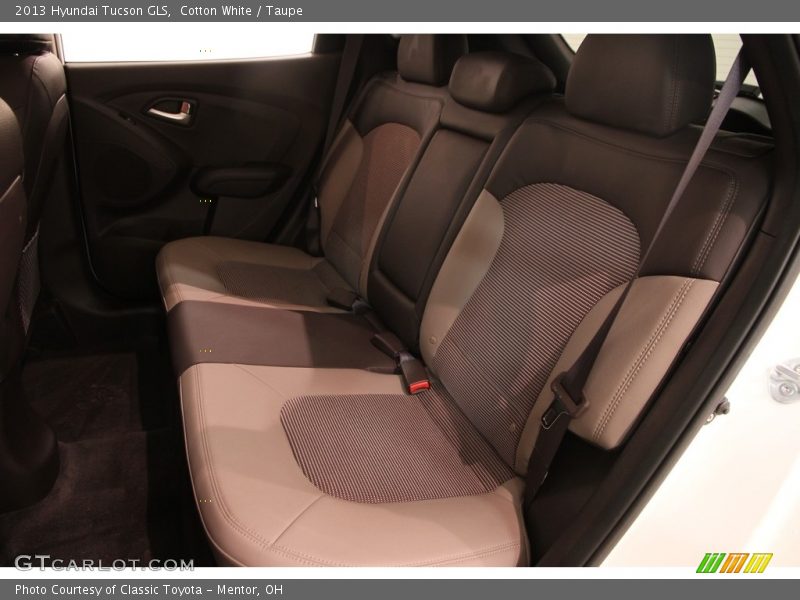 Cotton White / Taupe 2013 Hyundai Tucson GLS