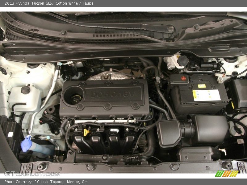 Cotton White / Taupe 2013 Hyundai Tucson GLS