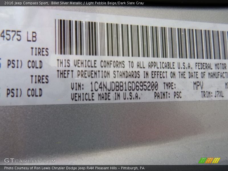Billet Silver Metallic / Light Pebble Beige/Dark Slate Gray 2016 Jeep Compass Sport