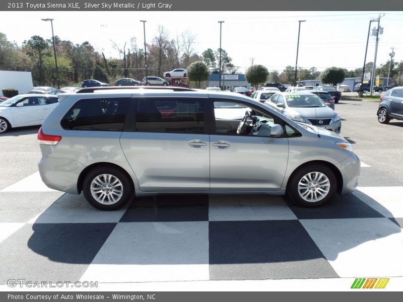 Silver Sky Metallic / Light Gray 2013 Toyota Sienna XLE