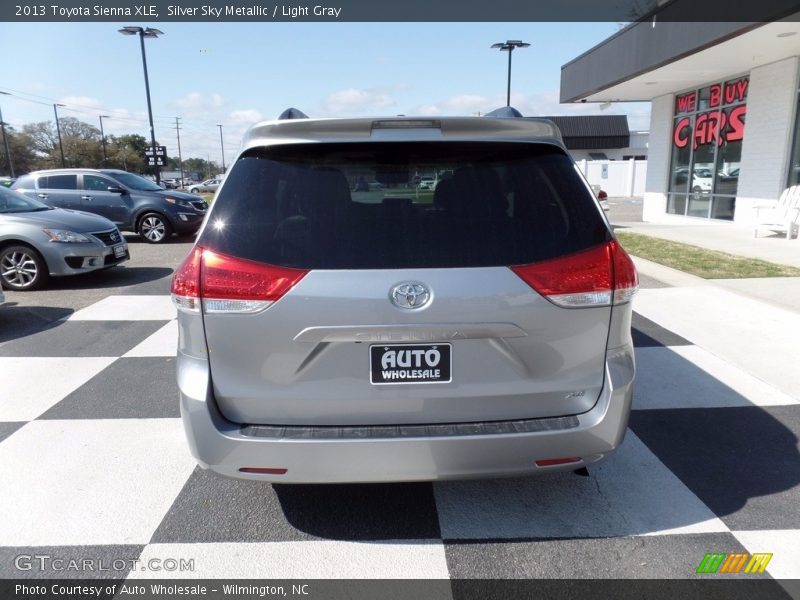 Silver Sky Metallic / Light Gray 2013 Toyota Sienna XLE