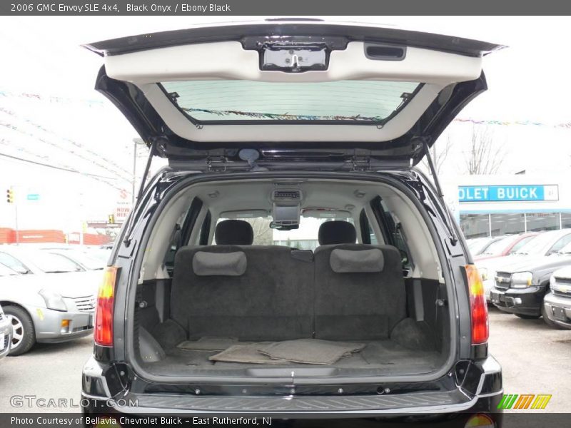 Black Onyx / Ebony Black 2006 GMC Envoy SLE 4x4