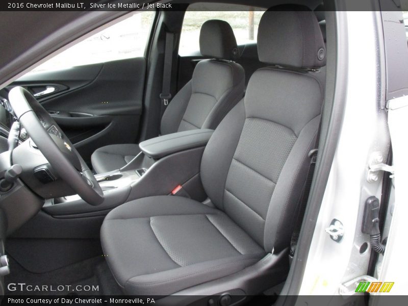 Silver Ice Metallic / Jet Black 2016 Chevrolet Malibu LT