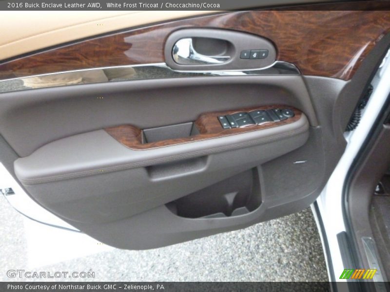 White Frost Tricoat / Choccachino/Cocoa 2016 Buick Enclave Leather AWD
