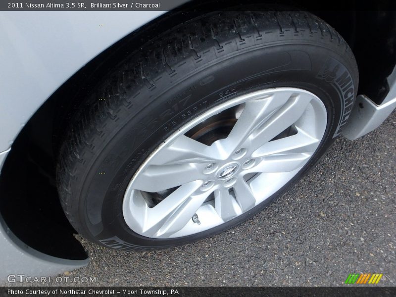 Brilliant Silver / Charcoal 2011 Nissan Altima 3.5 SR