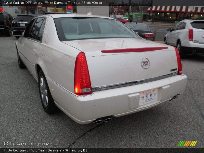 White Diamond Tri-coat / Shale/Cocoa 2010 Cadillac DTS Luxury