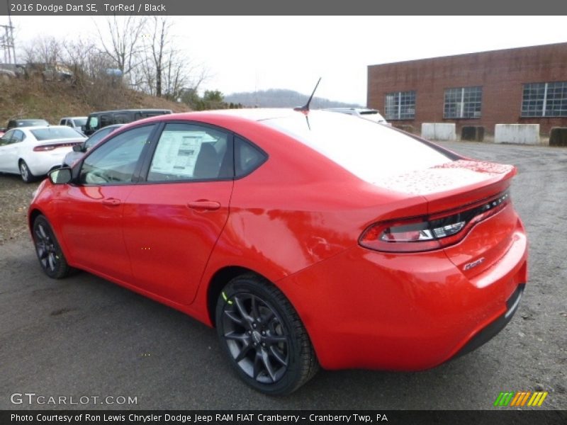 TorRed / Black 2016 Dodge Dart SE