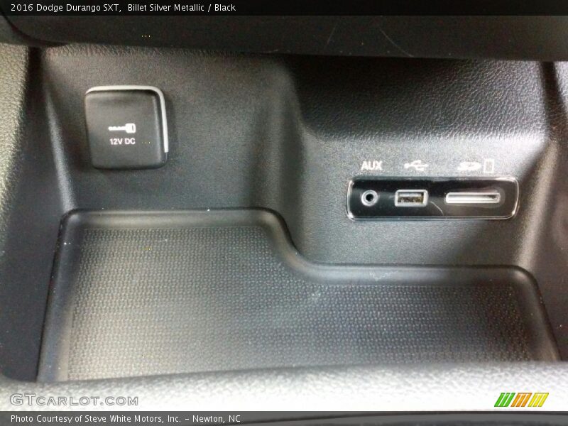 Billet Silver Metallic / Black 2016 Dodge Durango SXT