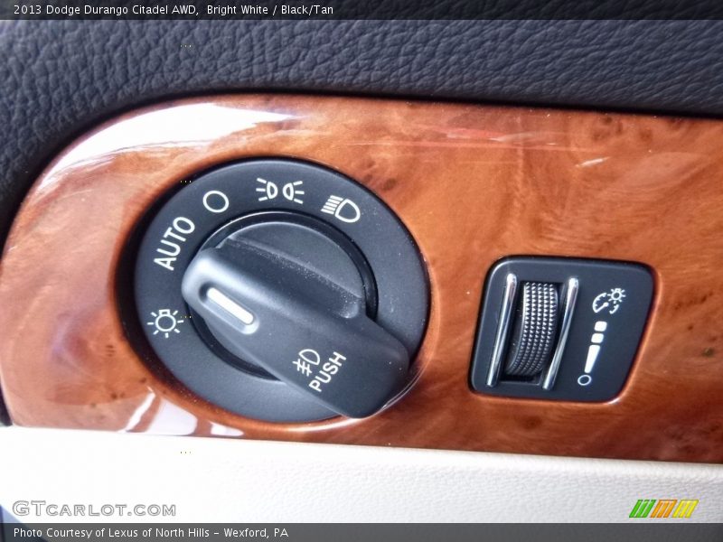 Bright White / Black/Tan 2013 Dodge Durango Citadel AWD