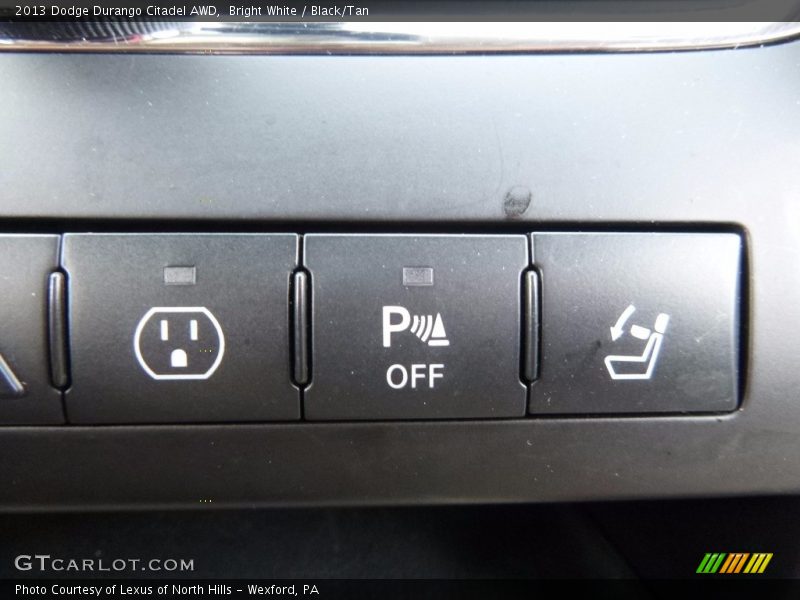 Bright White / Black/Tan 2013 Dodge Durango Citadel AWD