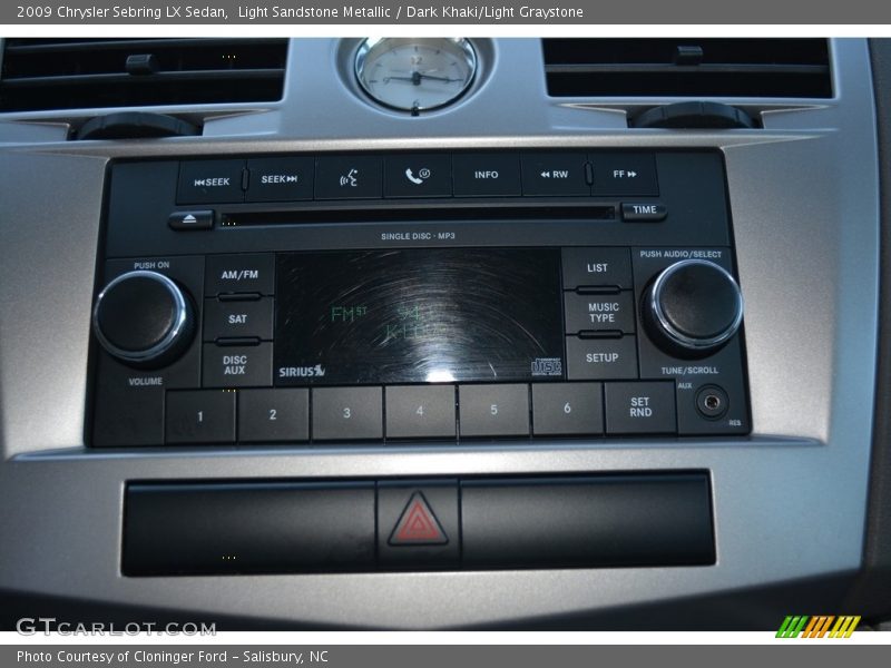 Light Sandstone Metallic / Dark Khaki/Light Graystone 2009 Chrysler Sebring LX Sedan