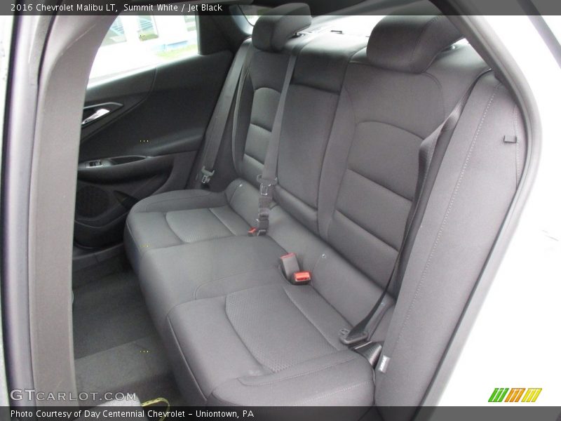 Summit White / Jet Black 2016 Chevrolet Malibu LT