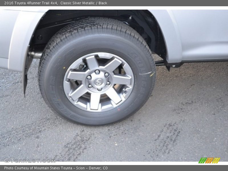 Classic Silver Metallic / Black 2016 Toyota 4Runner Trail 4x4