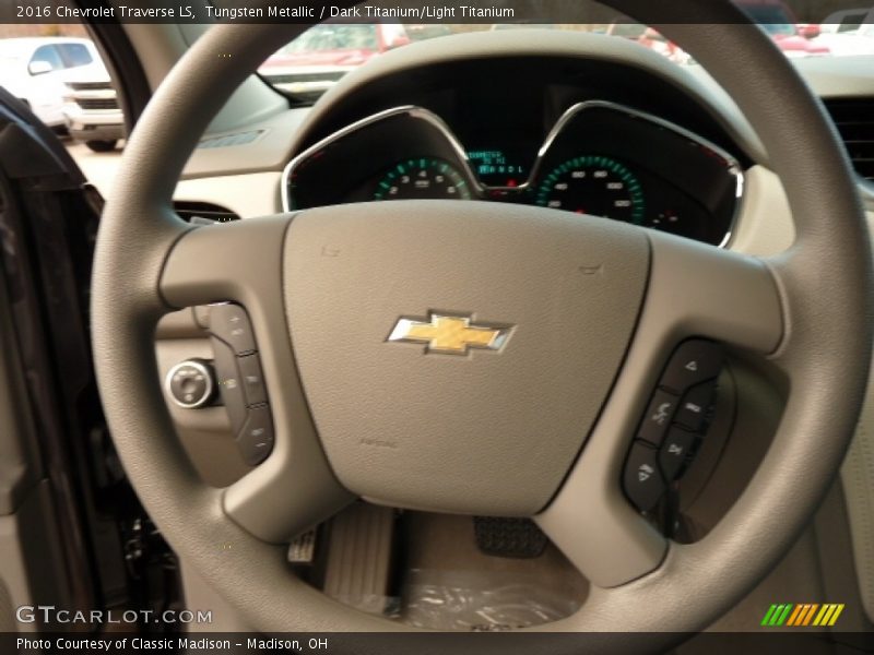 Tungsten Metallic / Dark Titanium/Light Titanium 2016 Chevrolet Traverse LS