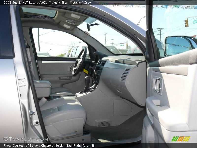 Majestic Silver Metallic / Grey 2008 Suzuki XL7 Luxury AWD