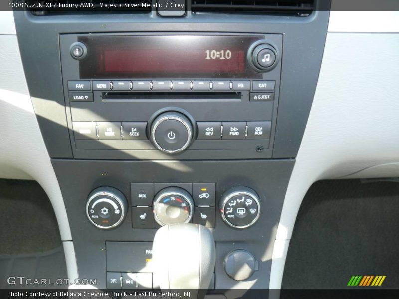 Majestic Silver Metallic / Grey 2008 Suzuki XL7 Luxury AWD