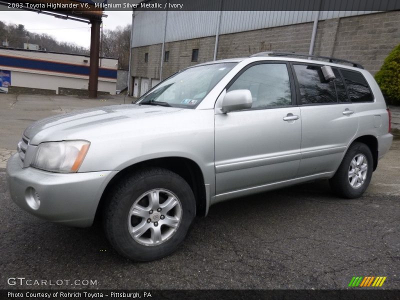 Millenium Silver Metallic / Ivory 2003 Toyota Highlander V6