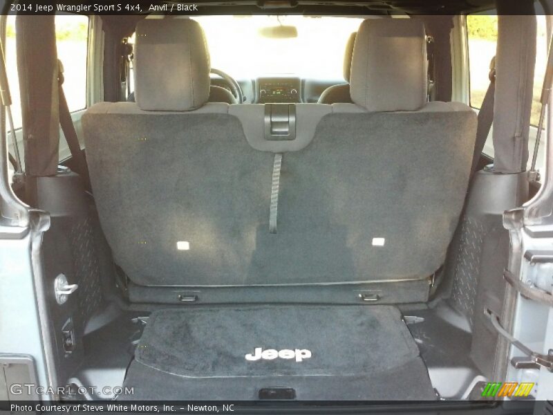 Anvil / Black 2014 Jeep Wrangler Sport S 4x4