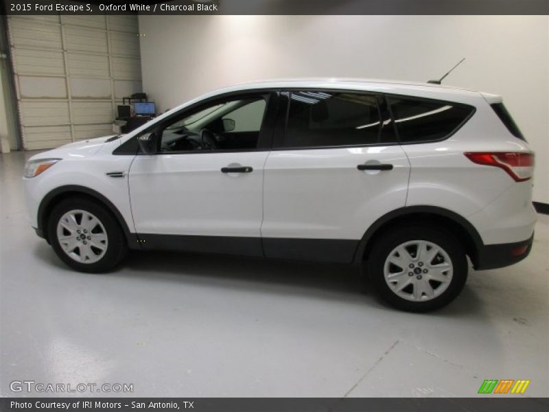 Oxford White / Charcoal Black 2015 Ford Escape S