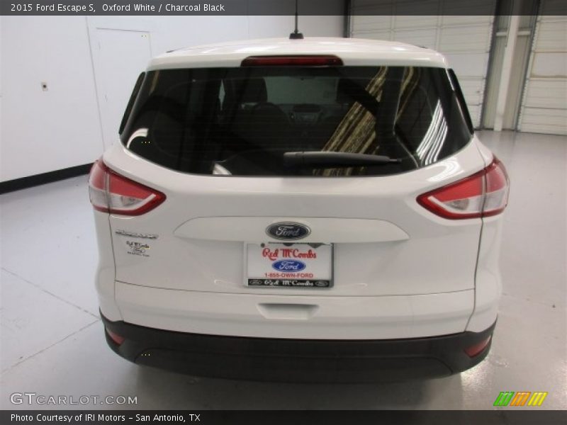 Oxford White / Charcoal Black 2015 Ford Escape S