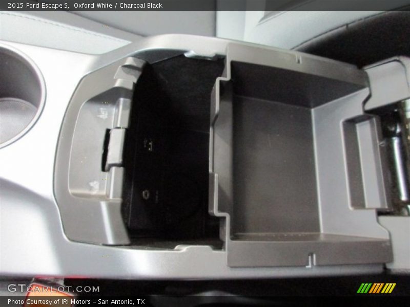 Oxford White / Charcoal Black 2015 Ford Escape S