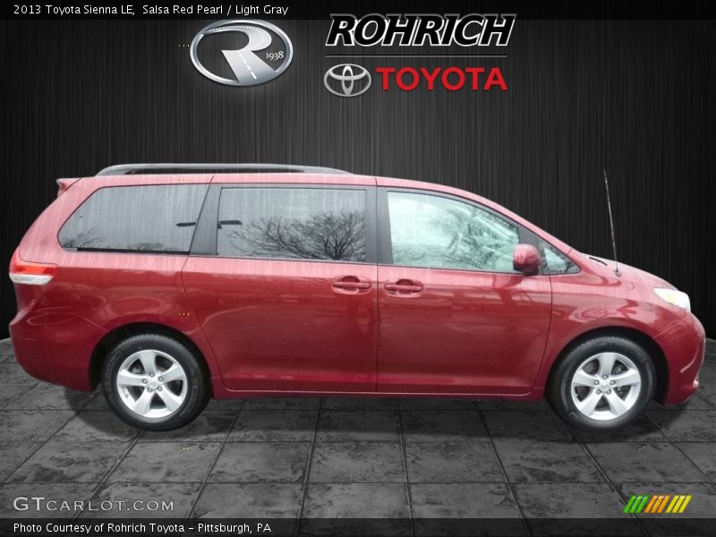 Salsa Red Pearl / Light Gray 2013 Toyota Sienna LE