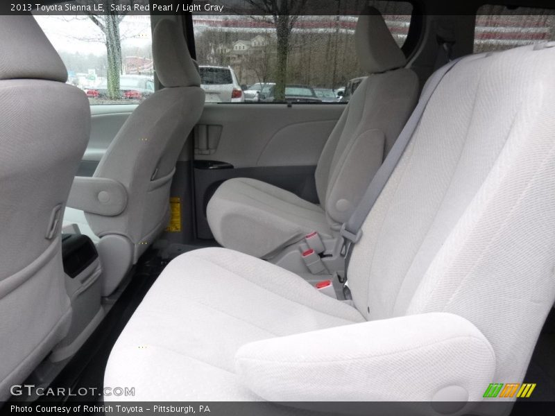 Salsa Red Pearl / Light Gray 2013 Toyota Sienna LE