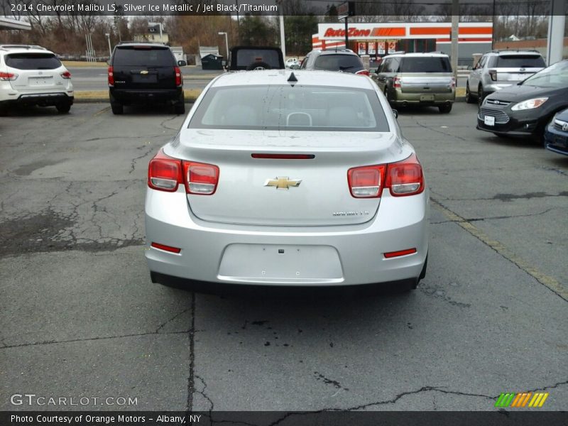 Silver Ice Metallic / Jet Black/Titanium 2014 Chevrolet Malibu LS